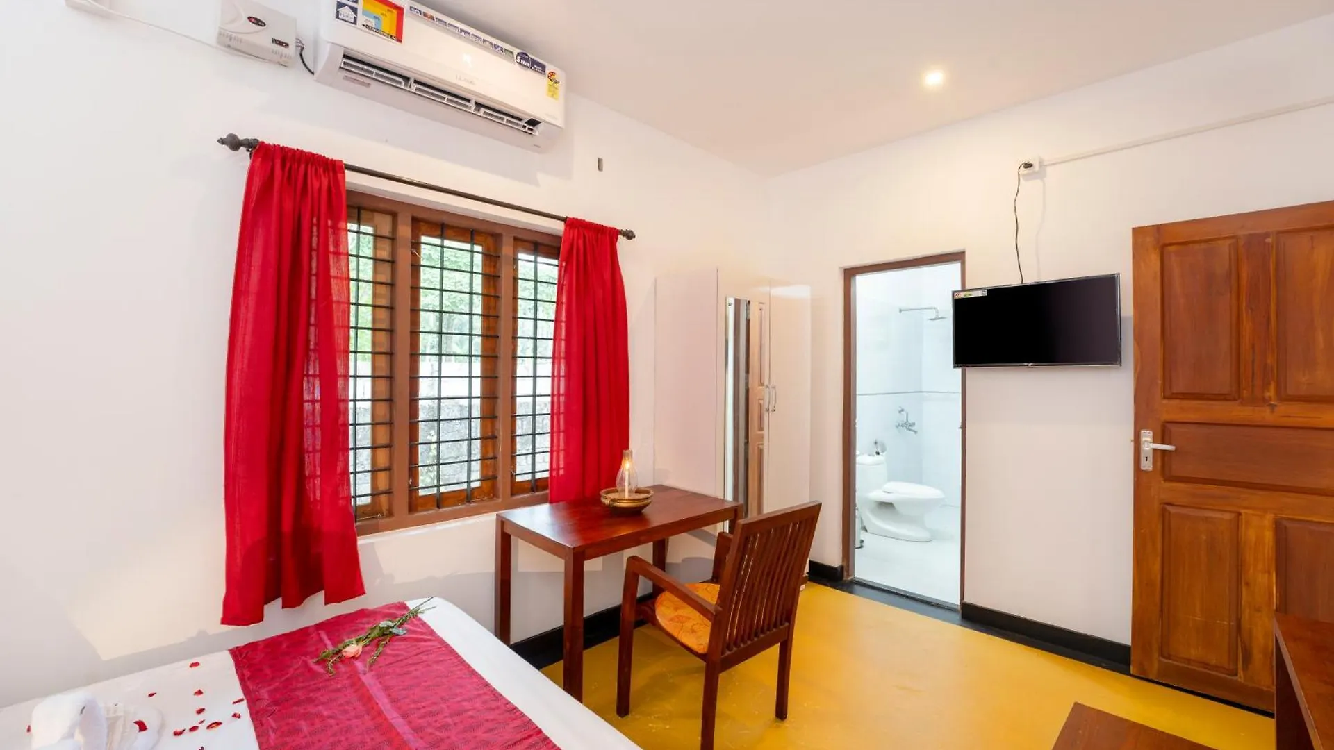 Ananda Marari Heritage Villa Alappuzha India
